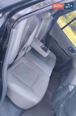 Минивэн Hyundai Santa FE 2005 в 