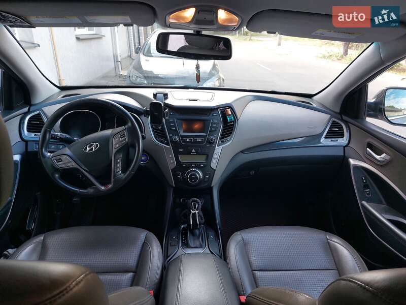 Позашляховик / Кросовер Hyundai Santa FE 2014 в Івано-Франківську