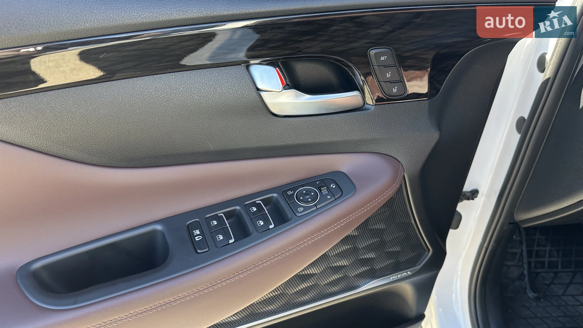 2018 Hyundai Santa Fe - мініатюра 36
