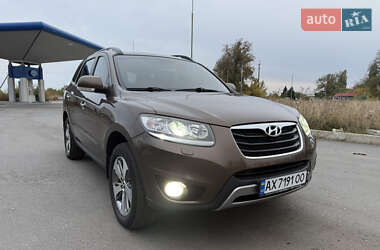 Внедорожник / Кроссовер Hyundai Santa FE 2011 в Краснограде