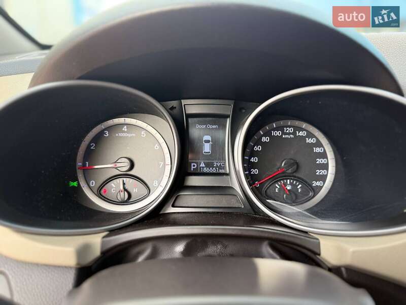 Позашляховик / Кросовер Hyundai Santa FE 2013 в Києві фото 29 Позашляховик / Кросовер Hyundai Santa FE 2013 в Києві