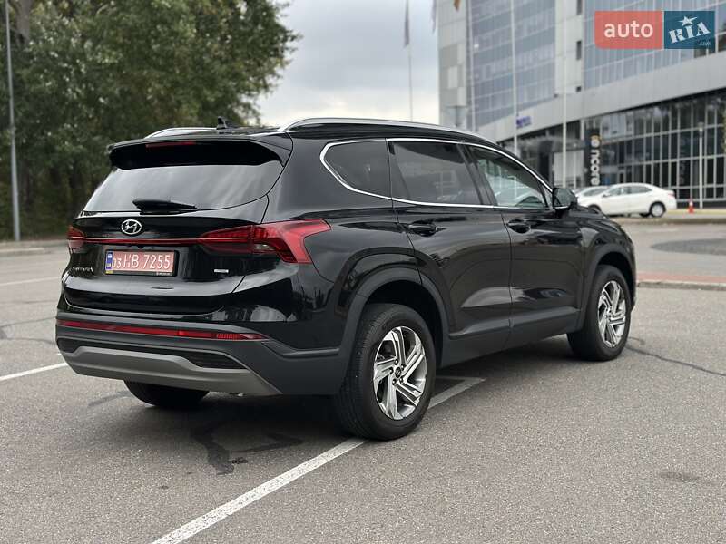 Позашляховик / Кросовер Hyundai Santa FE 2021 в Києві