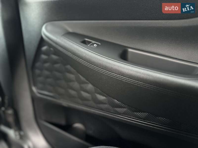 Позашляховик / Кросовер Hyundai Santa FE 2021 в Києві