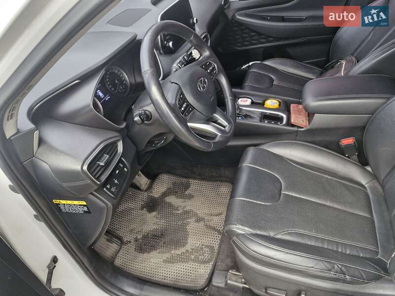 Внедорожник / Кроссовер Hyundai Santa FE 2018 в Смеле