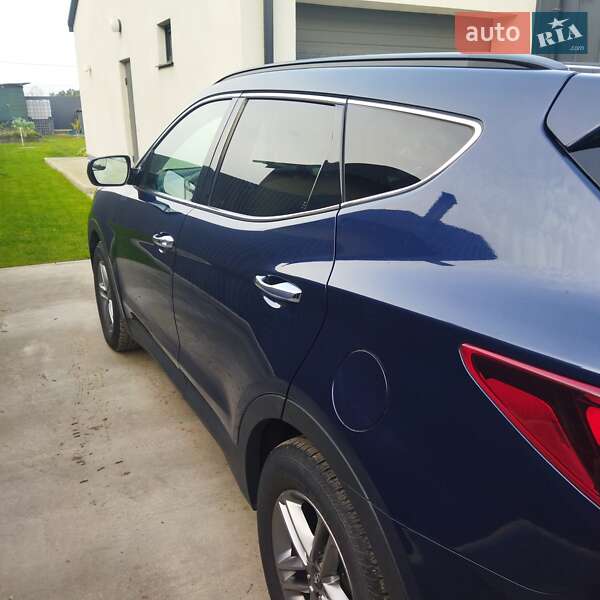 Позашляховик / Кросовер Hyundai Santa FE 2017 в Києві