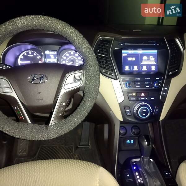 Позашляховик / Кросовер Hyundai Santa FE 2017 в Києві