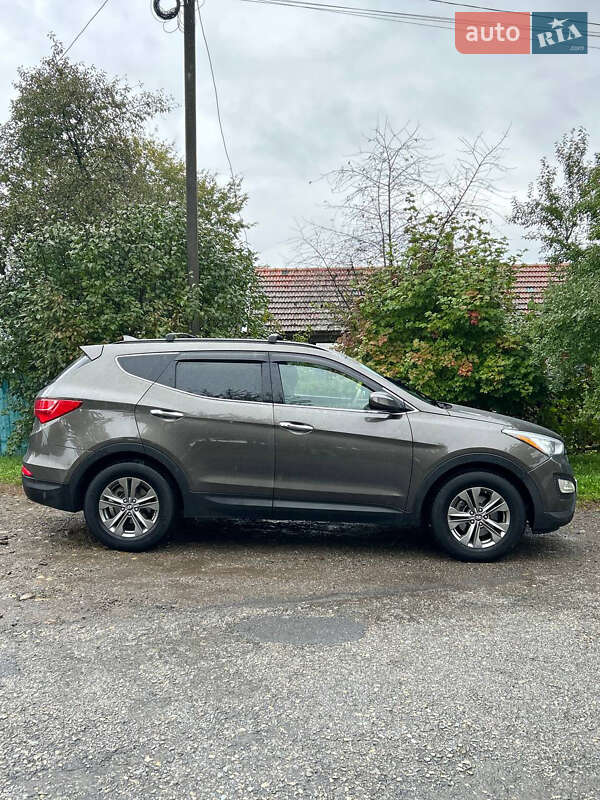 Позашляховик / Кросовер Hyundai Santa FE 2014 в Коломиї