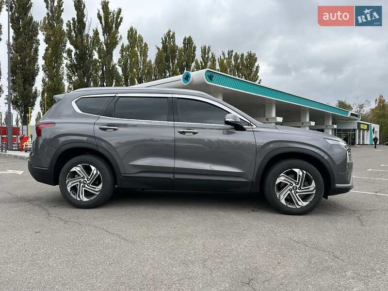 Внедорожник / Кроссовер Hyundai Santa FE 2020 в Киеве