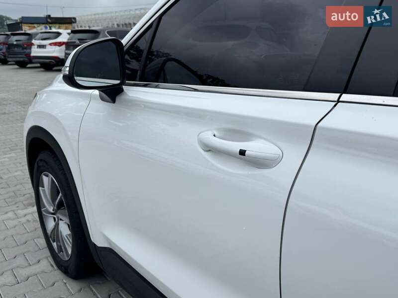 Внедорожник / Кроссовер Hyundai Santa FE 2018 в Киеве