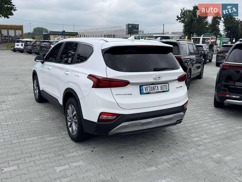Внедорожник / Кроссовер Hyundai Santa FE 2018 в Киеве