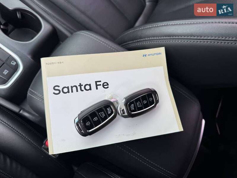 Внедорожник / Кроссовер Hyundai Santa FE 2018 в Киеве