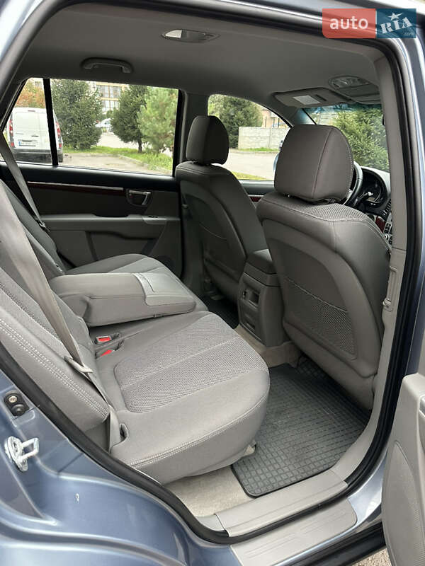 Внедорожник / Кроссовер Hyundai Santa FE 2009 в Ровно