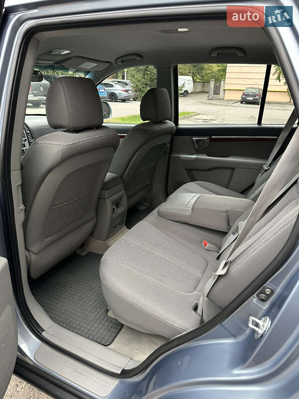 Внедорожник / Кроссовер Hyundai Santa FE 2009 в Ровно