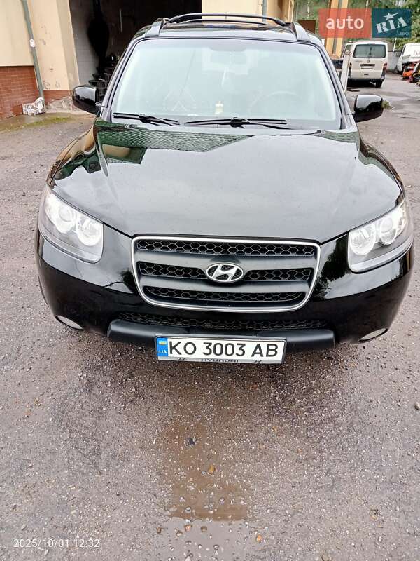 Внедорожник / Кроссовер Hyundai Santa FE 2008 в 