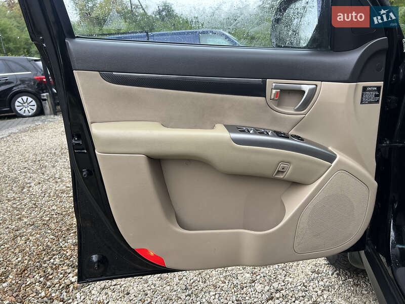 Позашляховик / Кросовер Hyundai Santa FE 2010 в Заліщиках