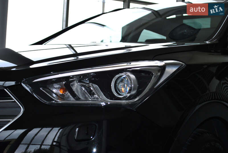 Позашляховик / Кросовер Hyundai Santa FE 2016 в Рівному фото 12 Позашляховик / Кросовер Hyundai Santa FE 2016 в Рівному
