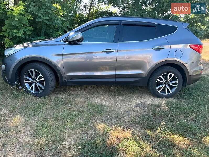 Внедорожник / Кроссовер Hyundai Santa FE 2013 в Львове
