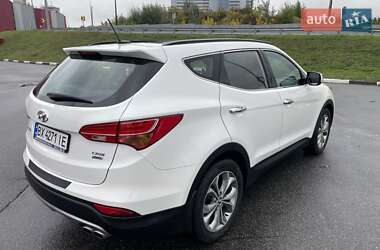 Внедорожник / Кроссовер Hyundai Santa FE 2013 в 