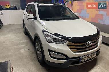 Внедорожник / Кроссовер Hyundai Santa FE 2013 в 