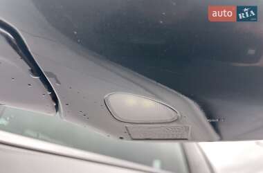 Внедорожник / Кроссовер Hyundai Santa FE 2013 в 