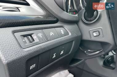 Внедорожник / Кроссовер Hyundai Santa FE 2013 в 