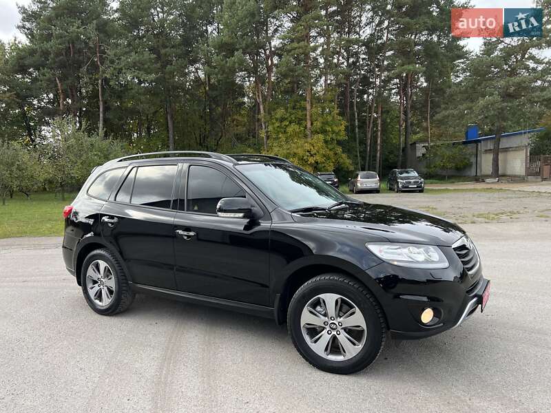 Внедорожник / Кроссовер Hyundai Santa FE 2012 в Радивилове