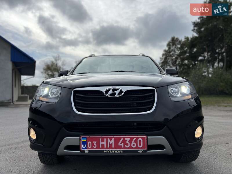 Внедорожник / Кроссовер Hyundai Santa FE 2012 в Радивилове