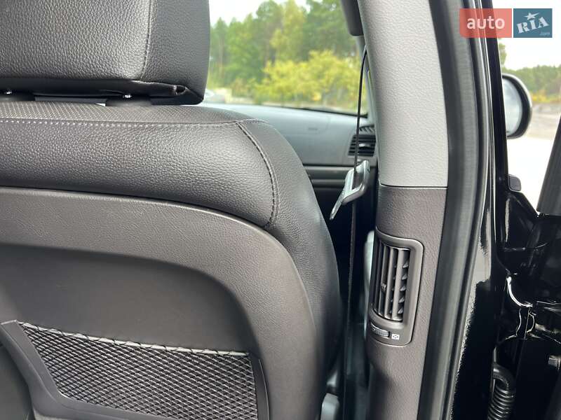 Внедорожник / Кроссовер Hyundai Santa FE 2012 в Радивилове