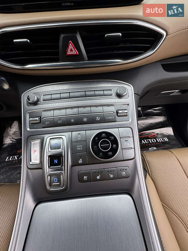 Позашляховик / Кросовер Hyundai Santa FE 2020 в Києві