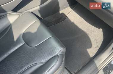 Внедорожник / Кроссовер Hyundai Santa FE 2021 в 