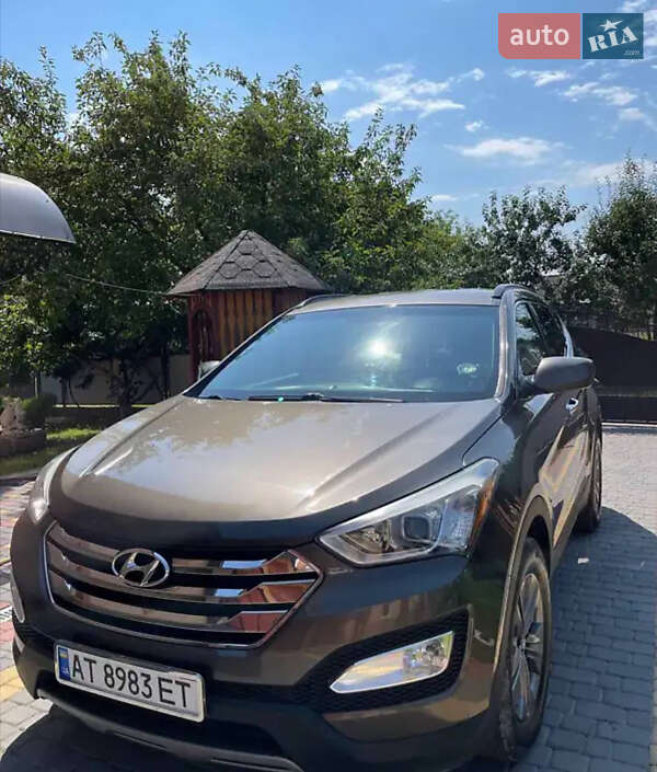 Позашляховик / Кросовер Hyundai Santa FE 2012 в Тлумачі