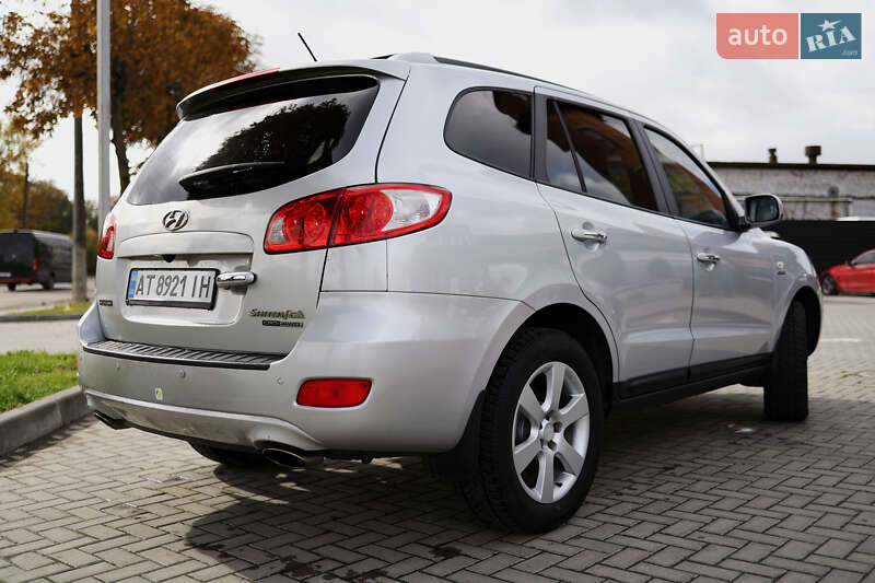 Внедорожник / Кроссовер Hyundai Santa FE 2007 в Ивано-Франковске