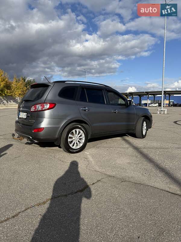 Позашляховик / Кросовер Hyundai Santa FE 2012 в Харкові