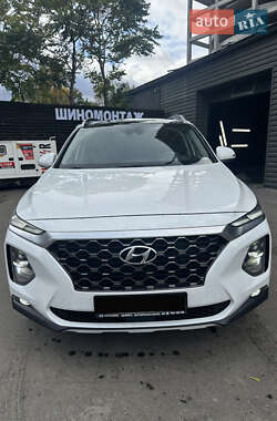 Внедорожник / Кроссовер Hyundai Santa FE 2020 в Киеве