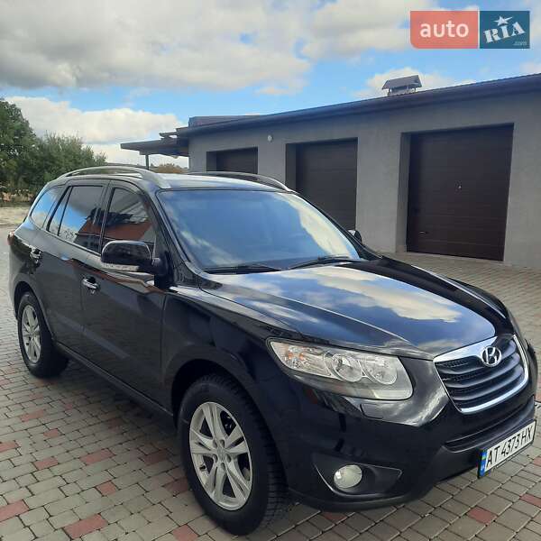 Позашляховик / Кросовер Hyundai Santa FE 2010 в Івано-Франківську