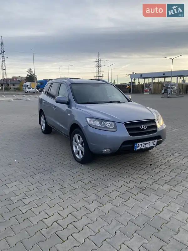 Hyundai Santa FE