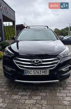 Внедорожник / Кроссовер Hyundai Santa FE 2016 в 