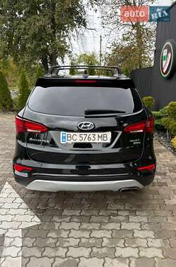 Внедорожник / Кроссовер Hyundai Santa FE 2016 в 