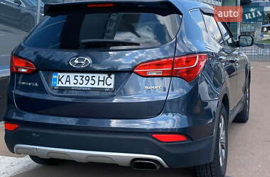 Внедорожник / Кроссовер Hyundai Santa FE 2015 в 