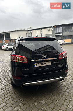 Позашляховик / Кросовер Hyundai Santa FE 2011 в 