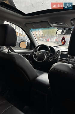 Позашляховик / Кросовер Hyundai Santa FE 2011 в 