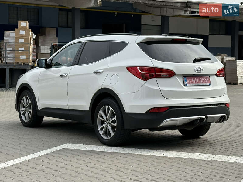 Внедорожник / Кроссовер Hyundai Santa FE 2014 в Ровно