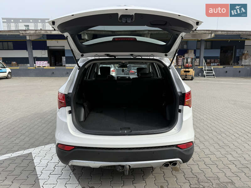 Внедорожник / Кроссовер Hyundai Santa FE 2014 в Ровно
