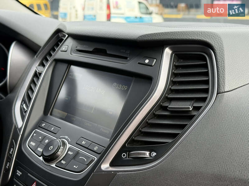 Внедорожник / Кроссовер Hyundai Santa FE 2014 в Ровно