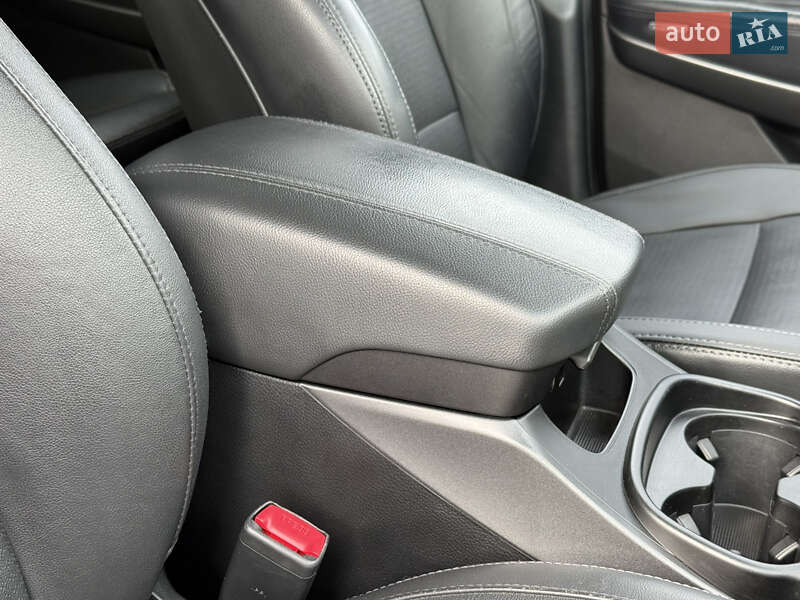 Внедорожник / Кроссовер Hyundai Santa FE 2014 в Ровно