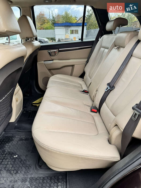 Внедорожник / Кроссовер Hyundai Santa FE 2011 в Киеве