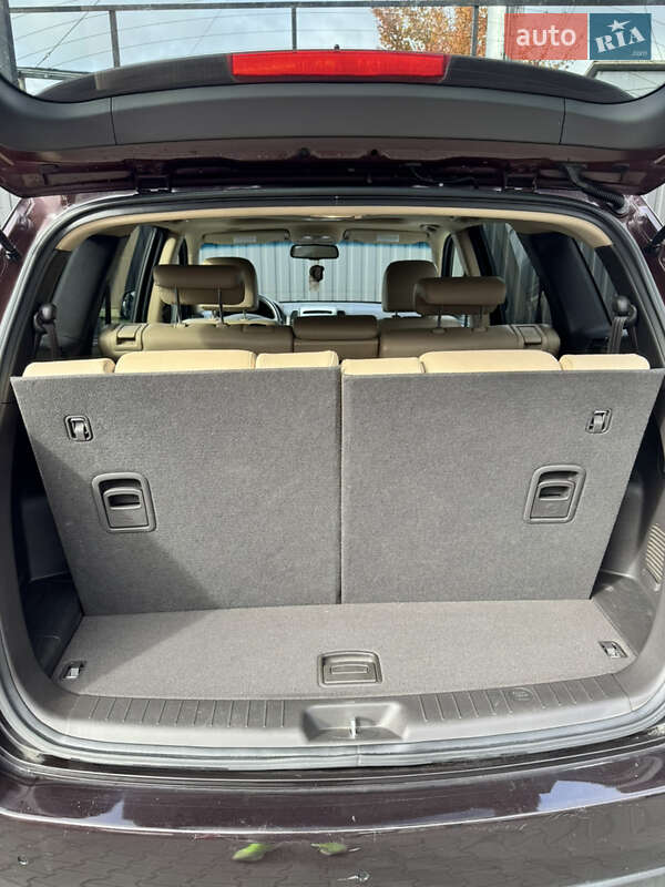 Внедорожник / Кроссовер Hyundai Santa FE 2011 в Киеве