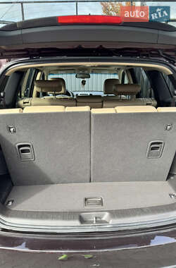 Внедорожник / Кроссовер Hyundai Santa FE 2011 в 