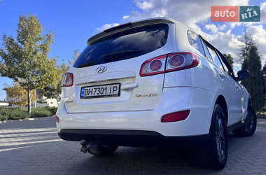 Внедорожник / Кроссовер Hyundai Santa FE 2011 в 