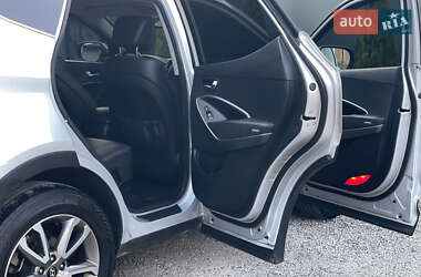 Внедорожник / Кроссовер Hyundai Santa FE 2013 в 